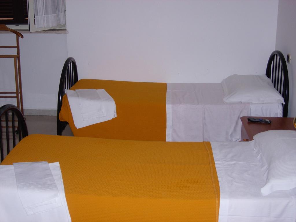 Ai Vecchi Tempi Hotell Frattocchie Rum bild